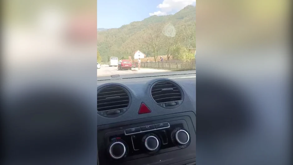 Težak udes na putu od Bajine Bašte ka Ljuboviji