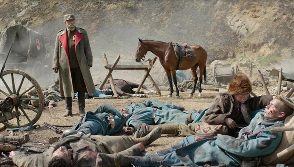 Scena iz filma "Kralj Petar Prvi"