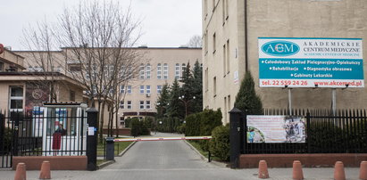 Personel medyczny opuścił dom opieki w Warszawie. Wojewoda zawiadomił prokuraturę