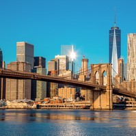 Koronavírus: New Yorkban rendkívüli állapotot hirdettek ki, Kaliforniában bezárt Disneyland