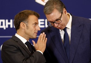 Aleksandar Vučić, Emanuel Makron