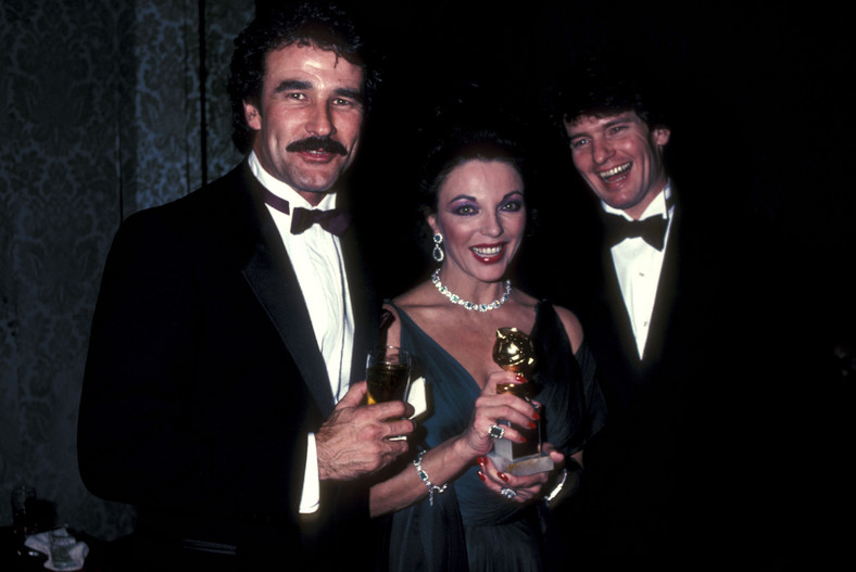 Geoffrey Scott, Joan Collins i Gordon Thomson podczas 40. gali wręczenia Złotych Globów (1983) 