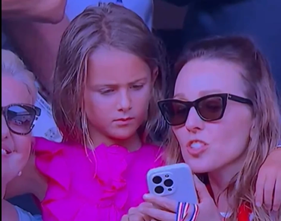 Jelena i Tara Đoković