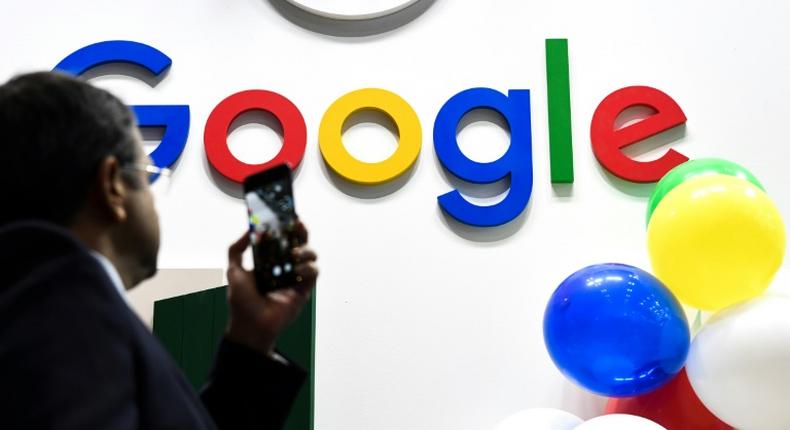 Google is said to be considering licensing deals with news media groups, which would be a shift in strategy for the internet giant