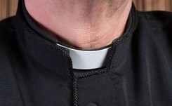 Były ksiądz z taśm Kaczyńskiego ma okazałą nieruchomość? 'Zgłosił się z ogłoszenia'