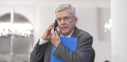 Telefon senatora Karczewskiego nie milknie. Zapewnia, że już zgłaszają się chętni do nowej rady medycznej. Mowa o wybitnych profesorach