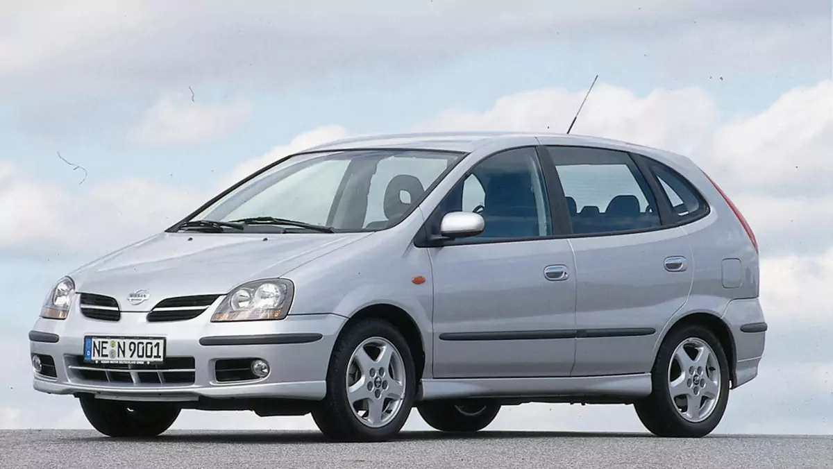 Nissan Almera Tino: zakup wysokiego ryzyka