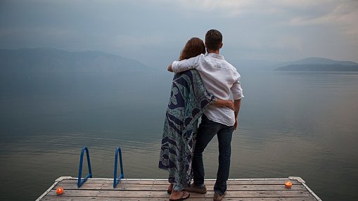 Bycie szczerym w związku nie zawsze popłaca. Psycholog wyjaśnia 