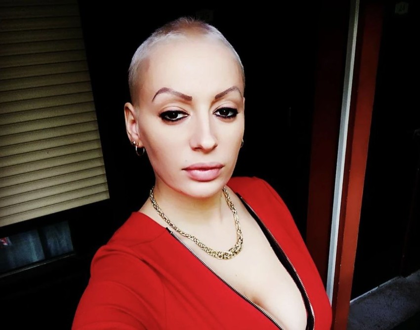 Nevena Hot