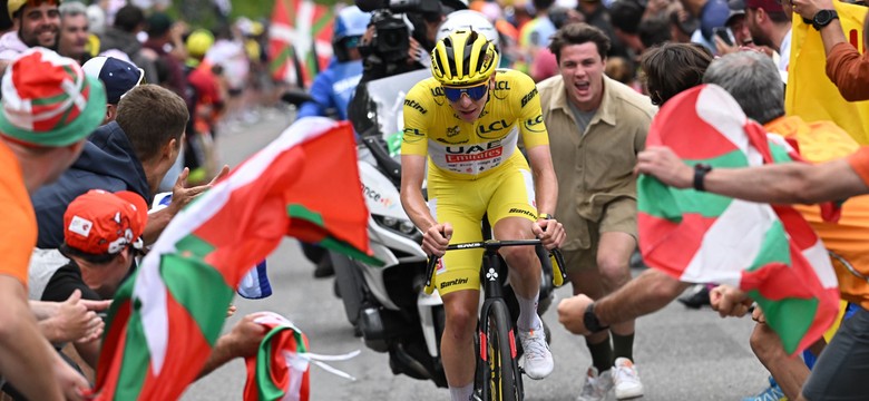 Tour de France. Kibic rzucał chipsami w kolarzy. Będzie miał kłopoty