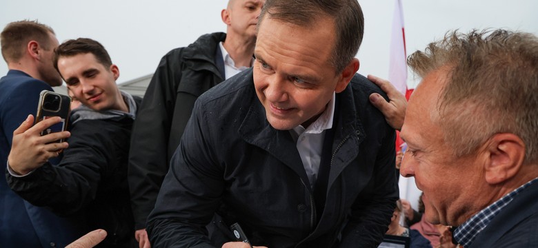 Nawrocki podpisał kolejną deklarację. To będzie jego pierwsza inicjatywa ustawodawcza