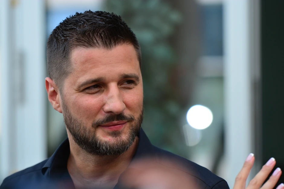 Marko Miljković otišao sa Gagijem Đoganijem na skijanje: Objavio sliku na kojoj se grli sa Luninim ocem