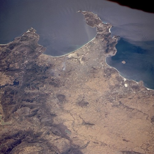 Drugie co do wielkości miasto RPA - Kapsztad. Widok z kosmosu. Fot. NASA