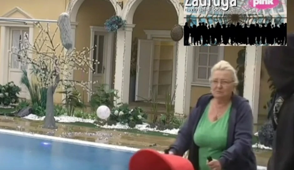 Marija Kulić u kolicima vozi malenog Željka