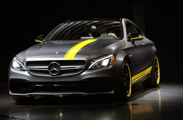Los Angeles Auto Show Mercedes-Benz SL <br><br>fot. EPA/BOB RIHA JR Dostawca: PAP/EPA