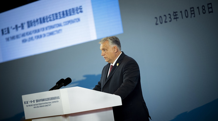 Orbán Viktor a világ egyik legnagyobb bankjának elnökével tárgyalt Kínában / Fotó: MTI/Miniszterelnöki Sajtóiroda/Fischer Zoltán