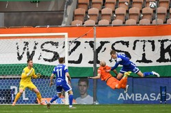 Zagłębie oderwało się od strefy spadkowej. Siódmy mecz Stali bez wygranej [WIDEO]