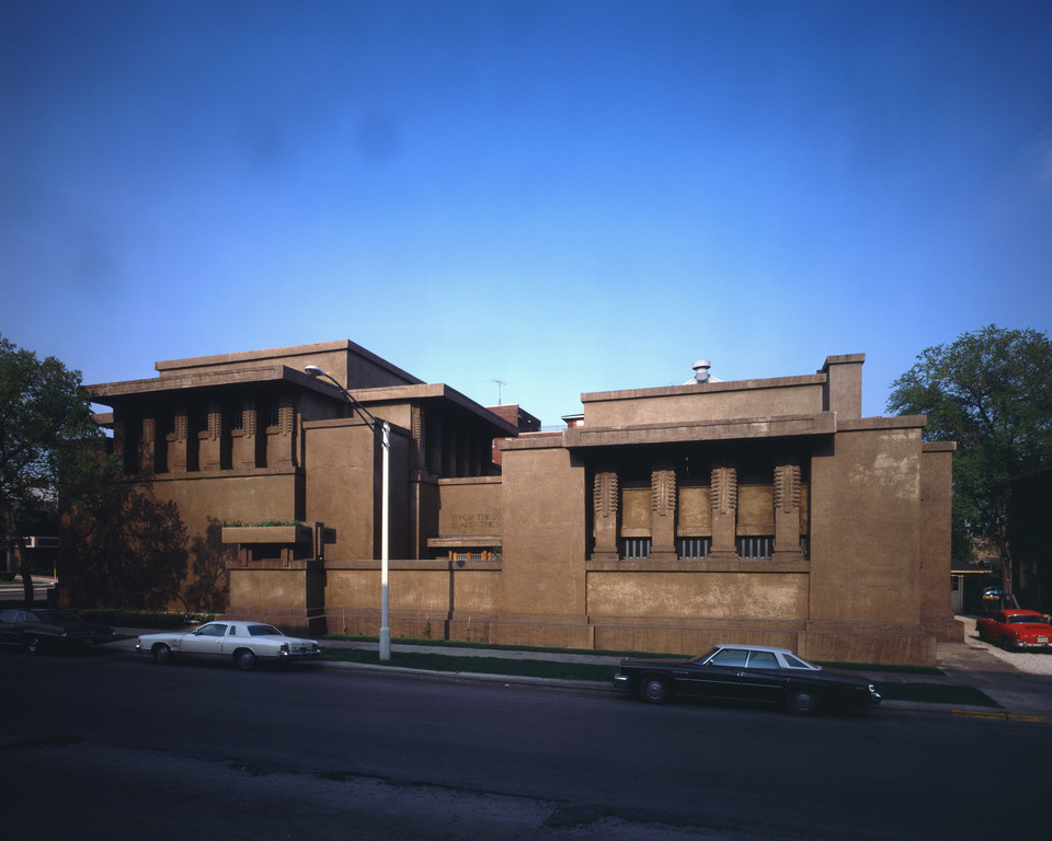 Kościół Unitarian i Uniwersalistów wybudowany w 1908 roku w Oak Park (Illinois)