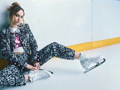 Lily-Rose Depp csak úgy tündököl a Chanel új kampányában