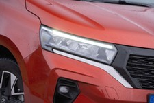 Tak wygląda rodzinny Nissan. Pakujesz walizki i śmiejesz się z SUV-ów