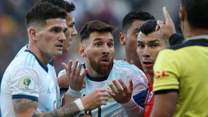 Messinek mindent lehet: csak ennyi büntetést kapott a sztárfocista a vádaskodásai miatt
