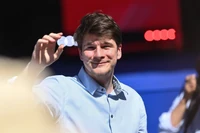 "Mogą być kłopoty". PiS z niepokojem przygląda się synowi Nawrockiego