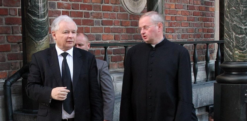 Ksiądz ujawnia szczegóły ekshumacji Kaczyńskiego