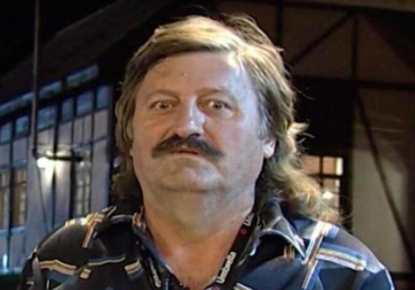 U ŠESTOJ DECENIJI U TANGAMA IGRAO OKO ŠIPKE Radašin je bio zvezda rijalitija, a evo čime se danas bavi i zašto ga komšije PSUJU