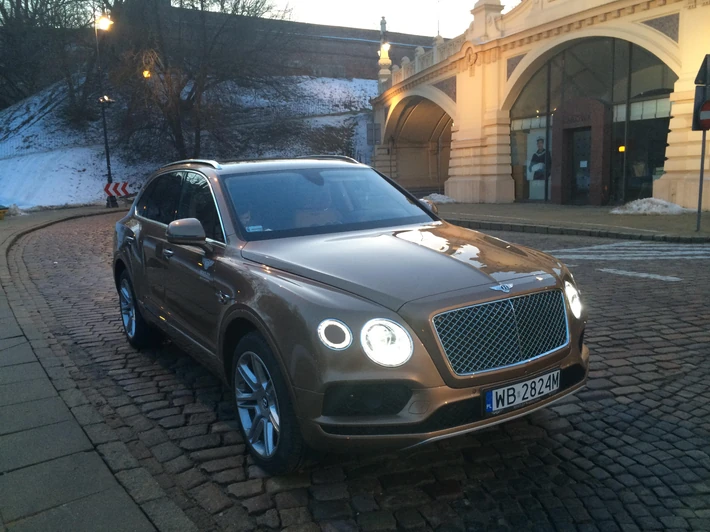 Bentley Bentayga 