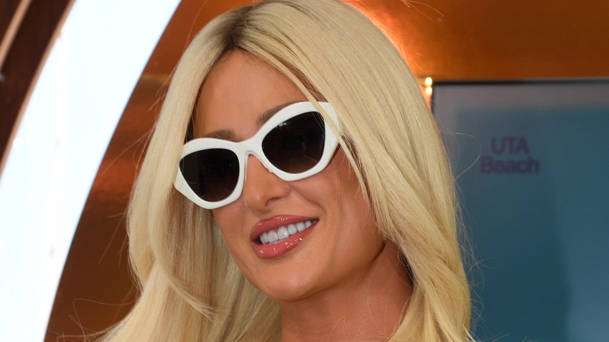 Paris Hilton ukrala sve poglede na Azurnoj obali u očaravajućoj letnjoj kombinaciji