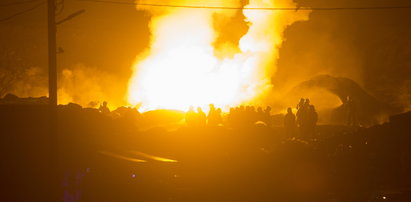 Pożar wysypiska śmieci w Brożku. Strażakom brakuje wody