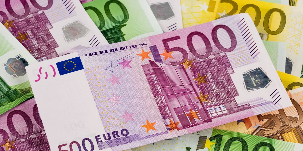 Kurs walut. Po ile stoi euro, a po ile frank, funt i dolar?