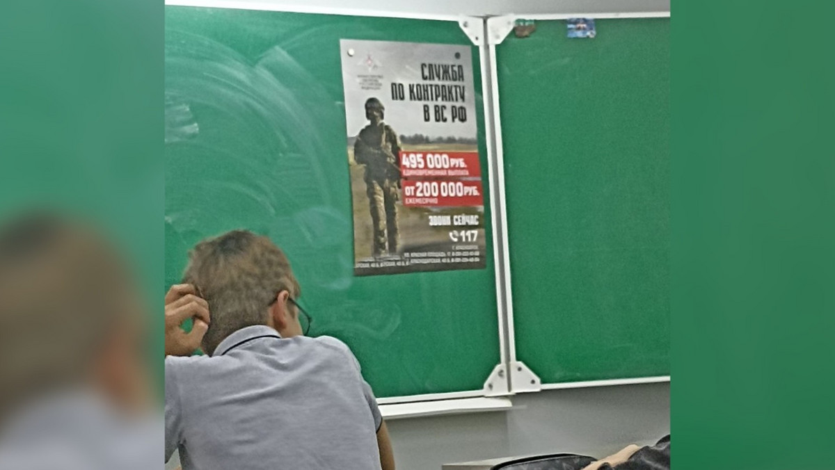Władze obwodu irkuckiego rozpoczęły reklamowanie służbie w uczelniach wyższych oraz w szkoła średnich.