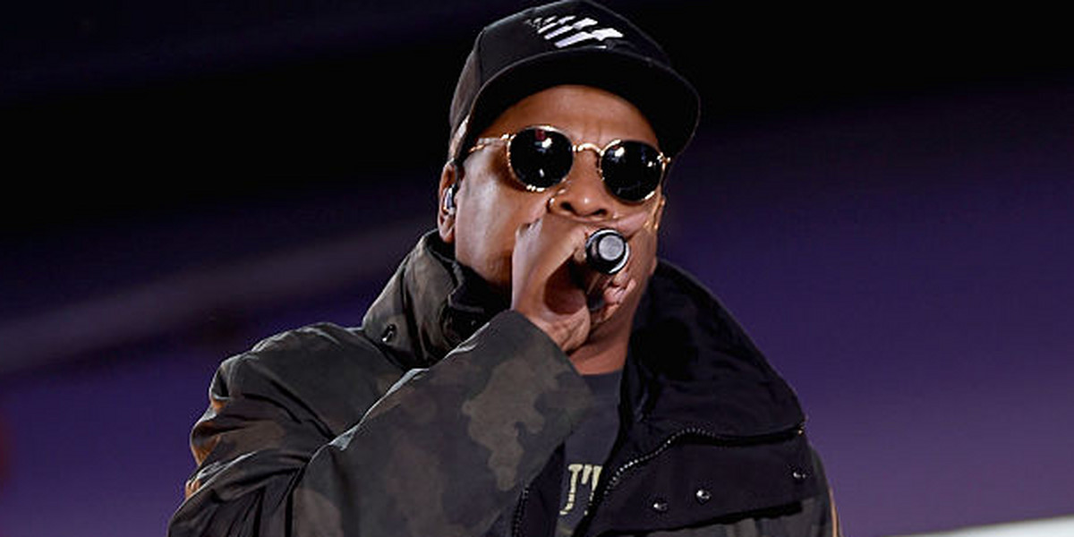 Jay Z repeatedly drops n-word, f-bomb during concert for Hillary Clinton