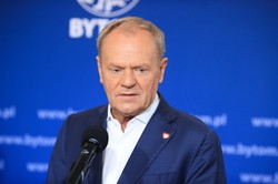 Tusk: "Wielki Bu" mówił, że trzyma za gardło Nawrockiego