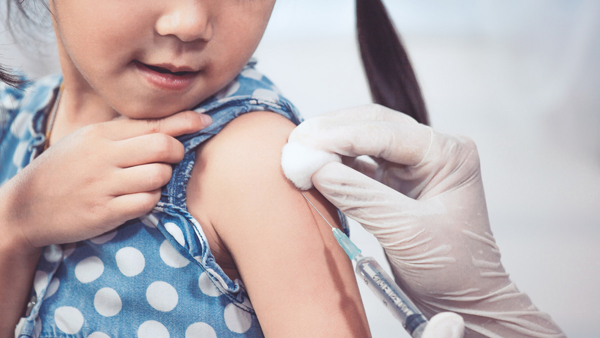 Koronawirus. Kiedy szczepienia dzieci i nastolatków? Jest data