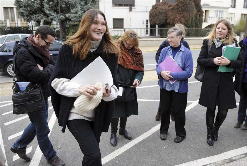 Carla Bruni znów w ciąży?