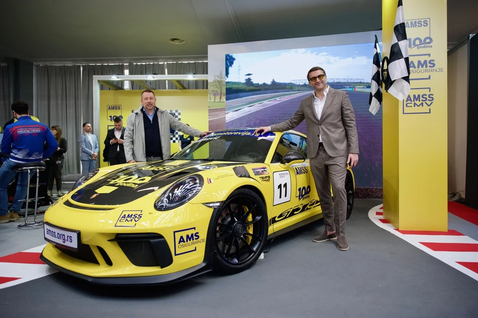 Andrej Kulundžić, direktor za sport i bezbednost AMSS i Milan Nikolić, generalni sekretar AMSS