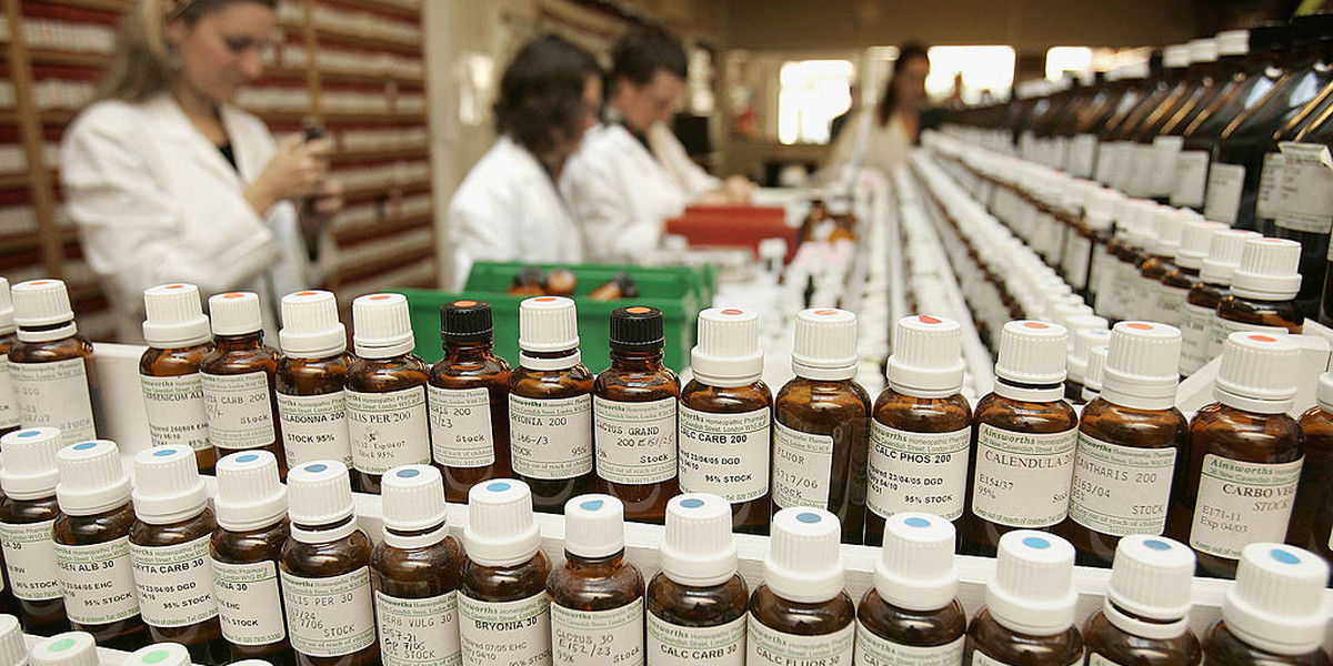 Dwa z pięciu największych koncernów farmaceutycznych powstały w Szwajcarii i są warte ponad 220 mld dolarów