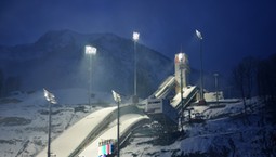 Simon Ammann wycofany z Turnieju Czterech Skoczni. Szwajcar nie dokończy 27. startu