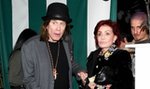 Ozzy Osbourne ma poważne problemy zdrowotne. Czeka go operacja kręgosłupa. Sharon Osbourne: pęka serce, kiedy na to patrzysz 