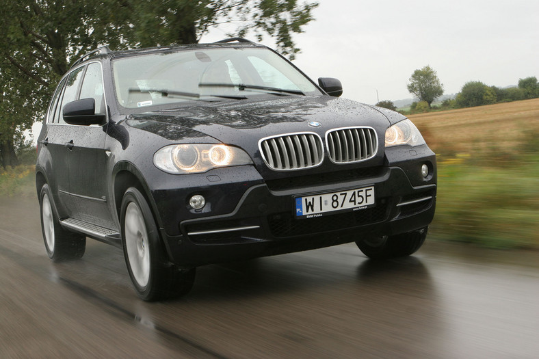 Dariusz Rosati (KO) - BMW X5, 2017 r.