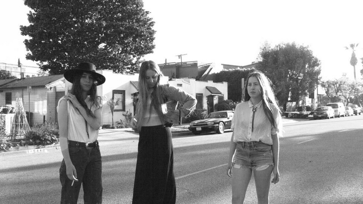 Trio Haim ogłosiło szczegóły premiery swojej debiutanckiej płyty "Days Are Gone".