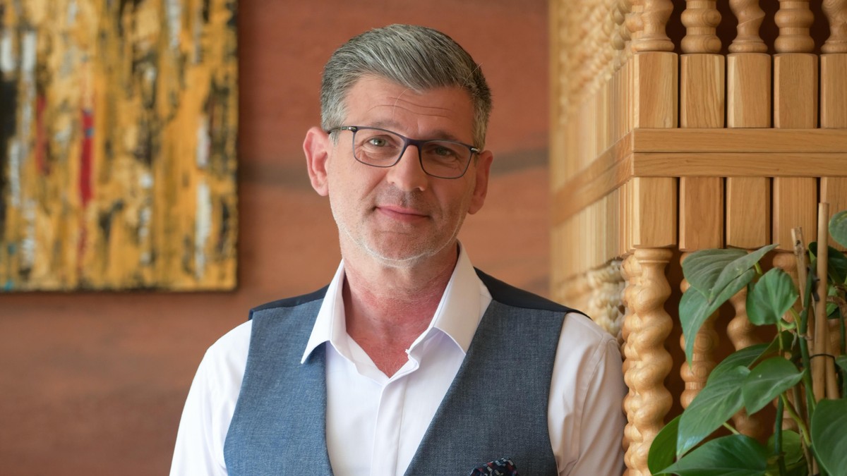 Másfél év után visszatér a képernyőre Kárász Róbert
