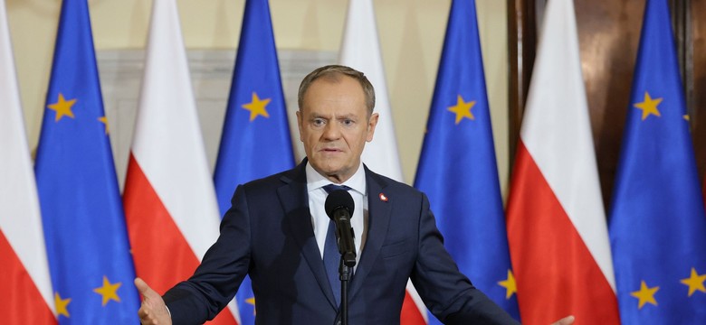 Tusk zapowiada raport o "pazerności finansowej" PiS. "Włos się jeży na głowie"