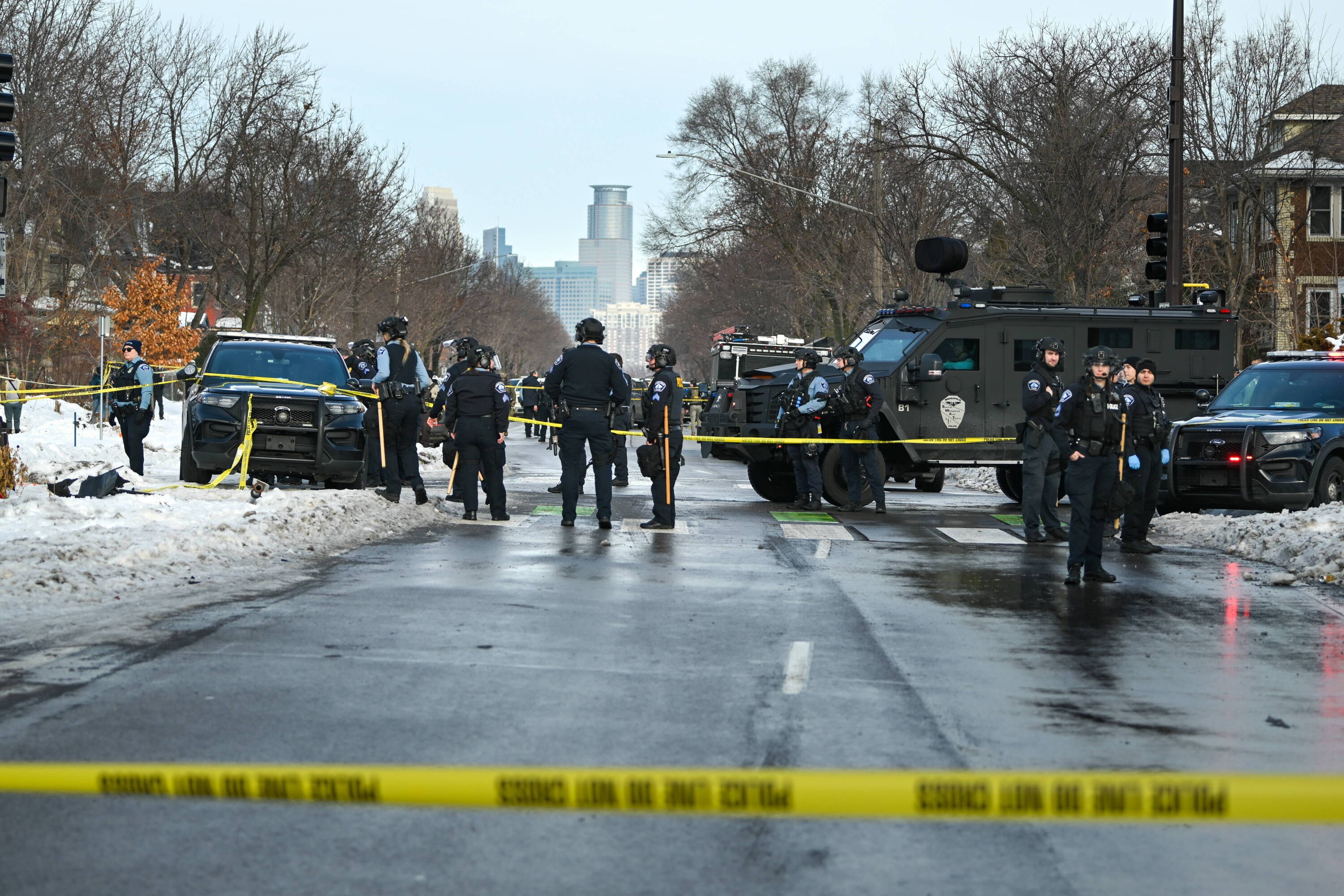 ICE zastrzelił obywatelkę USA - Trump broni, władze lokalne żądają wyjazdu