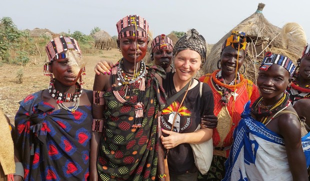 U Južnom Sudanu Biljana je posetila i pleme Džie. Njihove žene nekada pešače i do 80 kilometara do izvora vode | Foto: Biljana Jurukovski