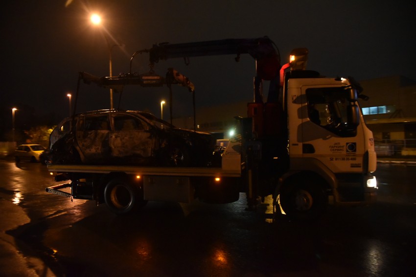 "Reno" korišćen pri napadu pronađen je nešto kasnije zapaljen na Novom Beogradu