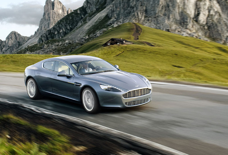 Aston Martin Rapide – czterodrzwiowe DB9