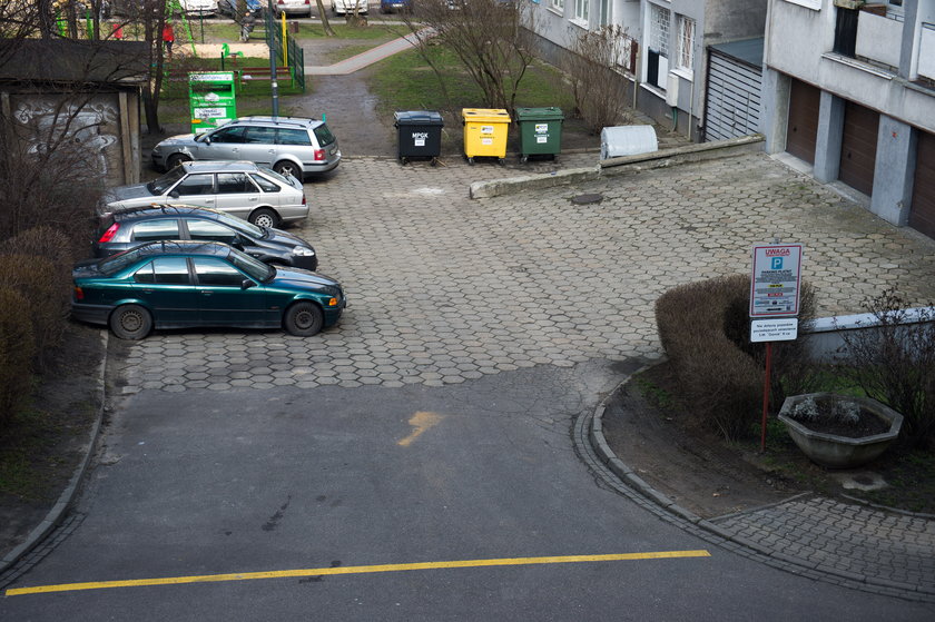 Na Lisieckiego w K-cach mogą za darmo parkować tylko mieszkańcy